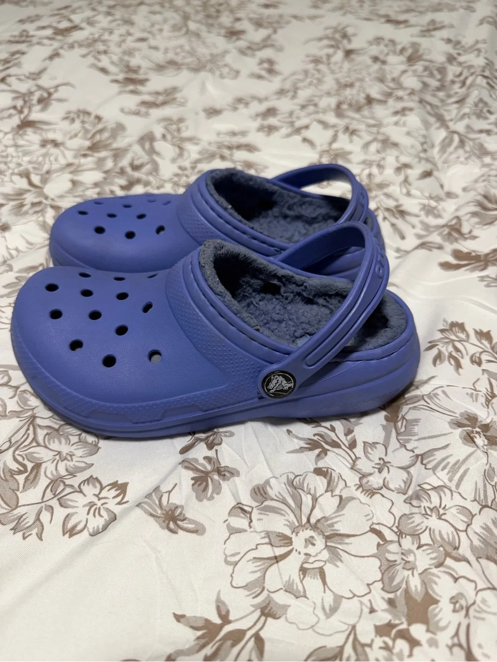 CROCS Kids Plush-Lined Slip-On Clogs in Purple